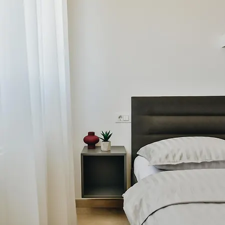 Rudan 2 Apartment *